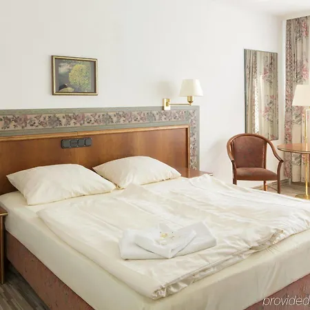Hotel Post Frankfurt-airport 3*