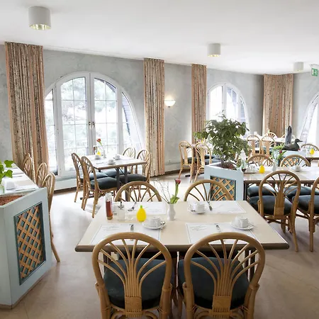 Post Frankfurt-airport Hotel 3*